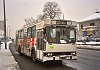 W zwizku z tym, e autobusy linii 23 pod Szpitalem Wojewdzkim w obu kierunkach na jednym przystanku, w 
autobusach nie wyposaonych w wywietlacze wprowadzono dodatkowe tablice kierunkowe.
 Fot. Pawe Adamus
Kliknij, aby powikszy