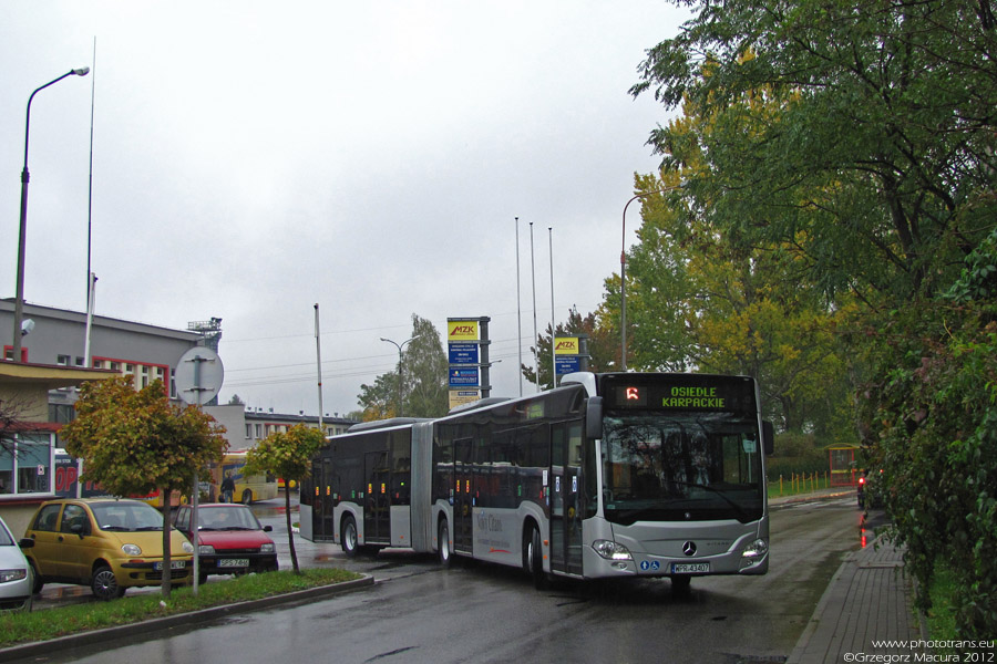 Testowy Mercedes na Bielskich ulicach Testowy Mercedes na Bielskich ulicach